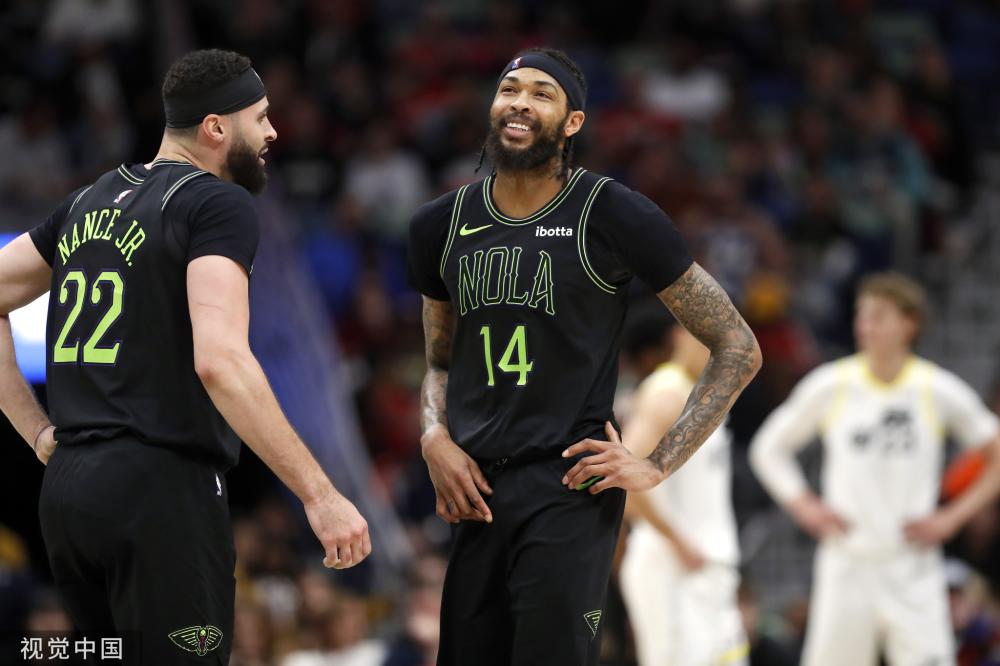 一位年轻球 一位年轻球